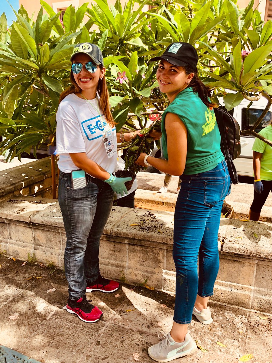 elenaboston's tweet photo. NOW in #OLDSANJUAN-Daisy Lugo #Codevisa y Pamela Calderon #Acovi, #Old SanJuan comprising business leaders, residents, &amp; friends leading the beautification of Plaza de la Beneficiencia @RenaceCondado @priesterspr @davidbegnaud ⁦@BiancaJoanie⁩ ⁦@michaelcdeibert⁩ https://t.co/c6rgM0lad6