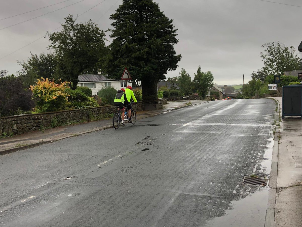 jodownsglass's tweet photo. #JDJOGLE heading for Frodsham in very wet and windy weather. Thanks for all the words of encouragement and support #jodowns #invictustrust #clivemitchellcycles #elixirhealth #jogle #homewardbound https://t.co/emoMzkEKcn
