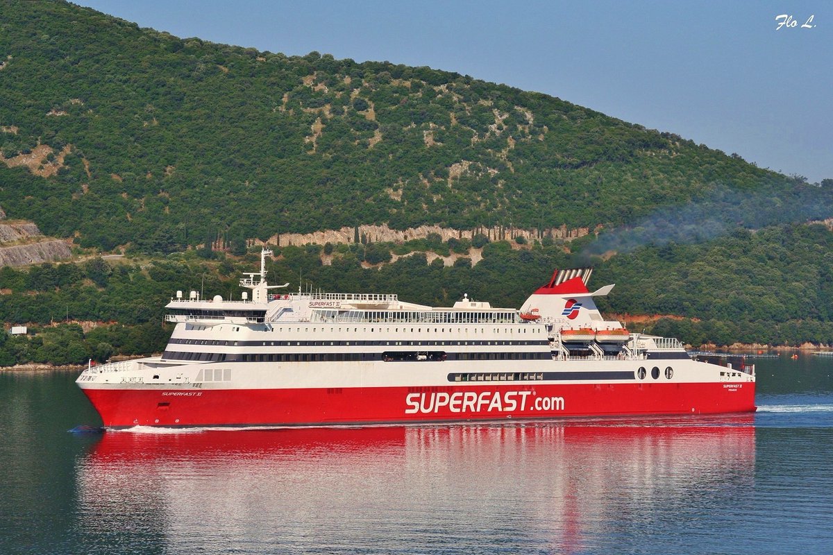 ShipPicsByFlo's tweet photo. The beautiful H/S/F SUPERFAST XI arriving at the port of #Igoumenitsa, 2014. The 2002 built vessel is 200 metres long and able to carry 1821 Pax + 700 cars at a max. speed of 29.5 kn.
Details: https://t.co/JCwb6bD7Ob
#superfastxi #superfastferries #greekferries #shipsinpics https://t.co/AZ1z3ULfRk