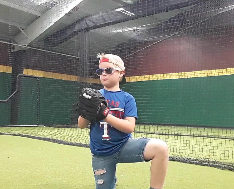 CoachFoxTexas's tweet image. When you show up to the lesson in game mode but still gotta be ready for the party later tonight. LOL This kid cracks me up. #gameready #readytoparty #pitchinglesson
