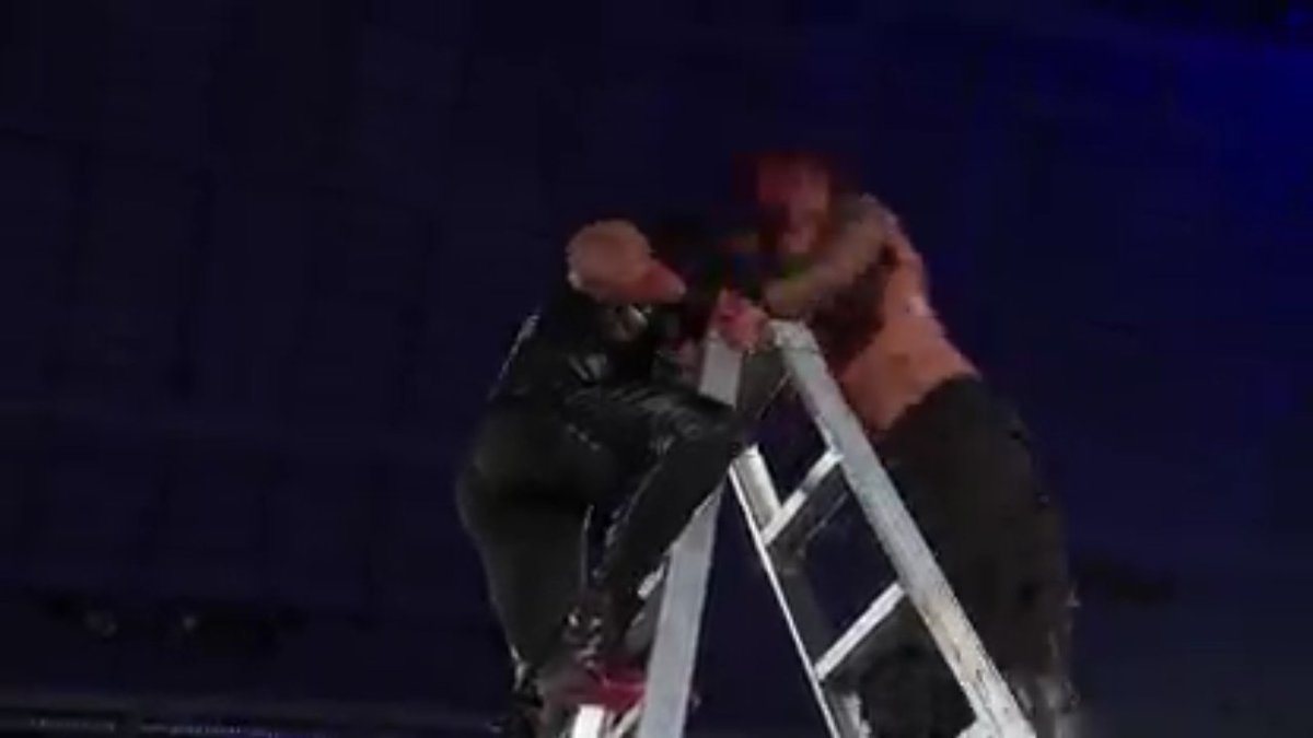 dapperdandugan's tweet photo. .@Tama_Tonga .@TangaloaNJPW and .@jaybriscoe84 .@SussexCoChicken put on the sickest matches period right now in the wrestling world ! Every match is superb and captivating! Thank you gentleman
#ROH #njpw #LadderWar #brothers https://t.co/l3bKALeoVx