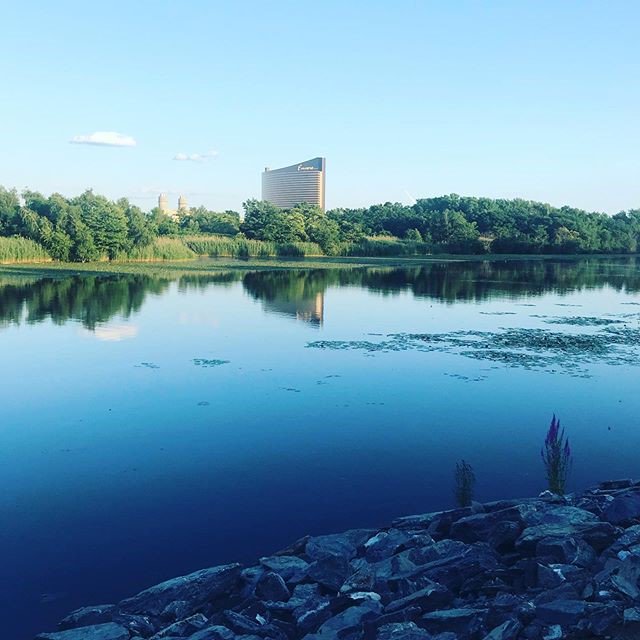 RE150Boston's tweet photo. Encore is that you?! Lovely summer views from the river path☀️ #Happysaturday #Re150medford #Encore #Weekend #Boston https://t.co/YOCpBYRHnJ