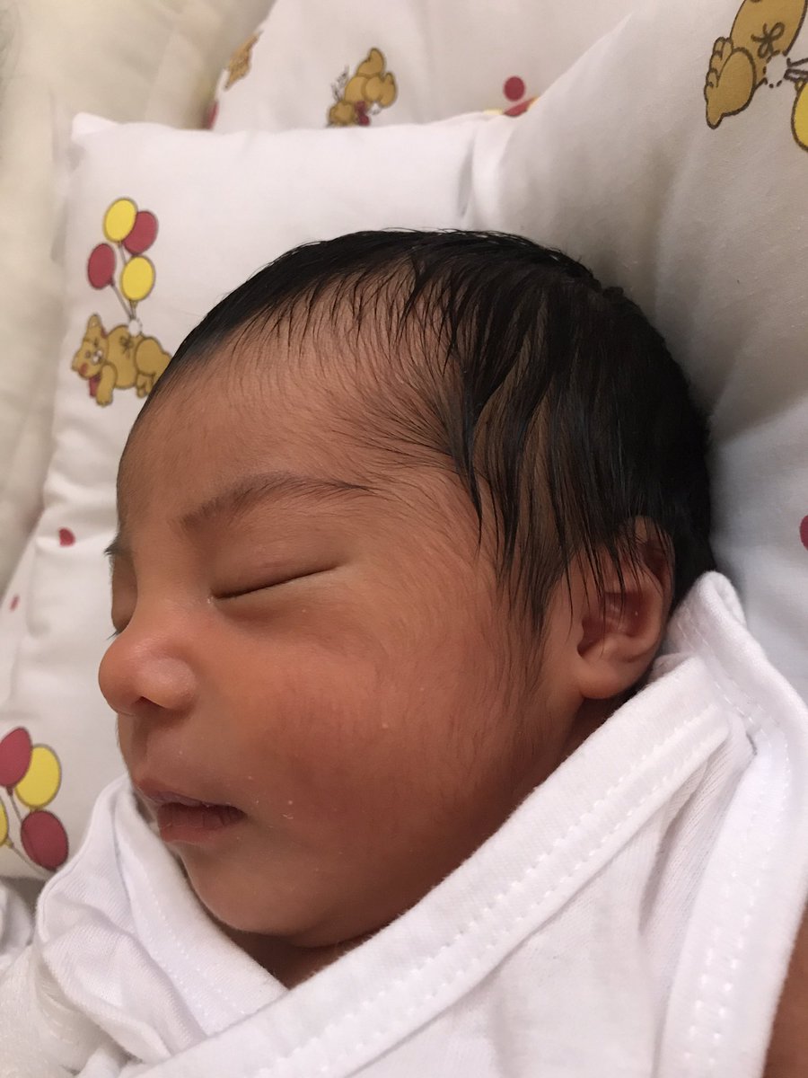 seandoKz's tweet photo. Eris Schottky Y. Densing 👨‍👩‍👧💗 https://t.co/Fn9fFu5Goc
