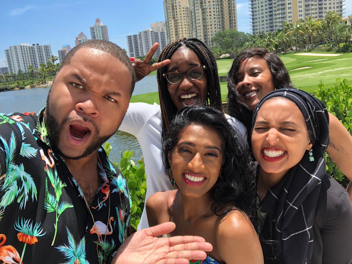 madinatoure's tweet photo. I met @_ShamGod, a fellow NYC-based journalist who is also from the Comoros and our moms know each other! Small world! And check out the Muslim contingent at NABJ @NesimaAberra @ghazalairshad! ❤️🥰💃🏿😂 👏🏿 #nabj19 #comorianjournalists #africanjournalists #muslimjournalists https://t.co/yD9tYkYWrc