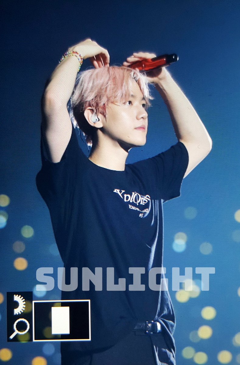 SUNLIGHTforb's tweet photo. 190810 hk con #baekhyun #백현 https://t.co/fCJ5VGK3GA