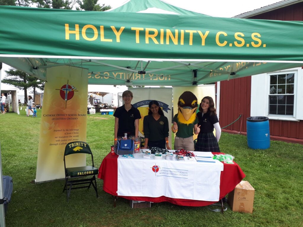 We are at the #WilliamstownFair <a href="/FairWeekend/">Williamstown Fair</a> today! Stop by our booth to learn more about great programs and learning opportunities at CDSBEO schools!