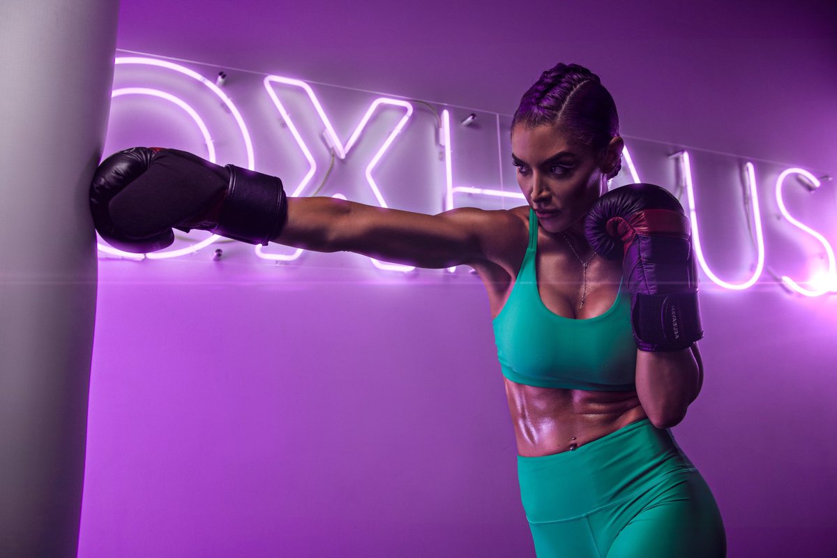 natalieevamarie's tweet photo. So pumped to see everyone today at #Boxhaus 🥊 come out for a ton of giveaways and of course selfies and hugs 🤗 forms 12-4 
#NEMFITFAM https://t.co/a7VTsmUpfh