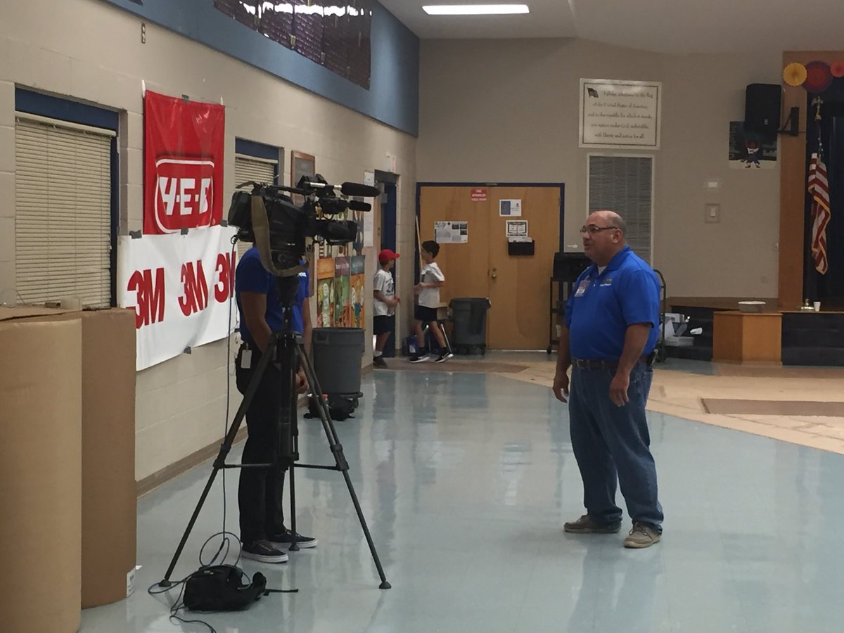 Thank you ⁦<a href="/KVUE/">KVUE News</a>⁩ for covering the great school supply distribution happening at ⁦<a href="/metzelementary/">Metz Elementary</a>⁩ this morning! 60 thousand kids will have access to school supplies this year - thank you to all our volunteers, sponsors, and supporters!! @heb ⁦<a href="/3M/">3M</a>⁩ #backtoschool