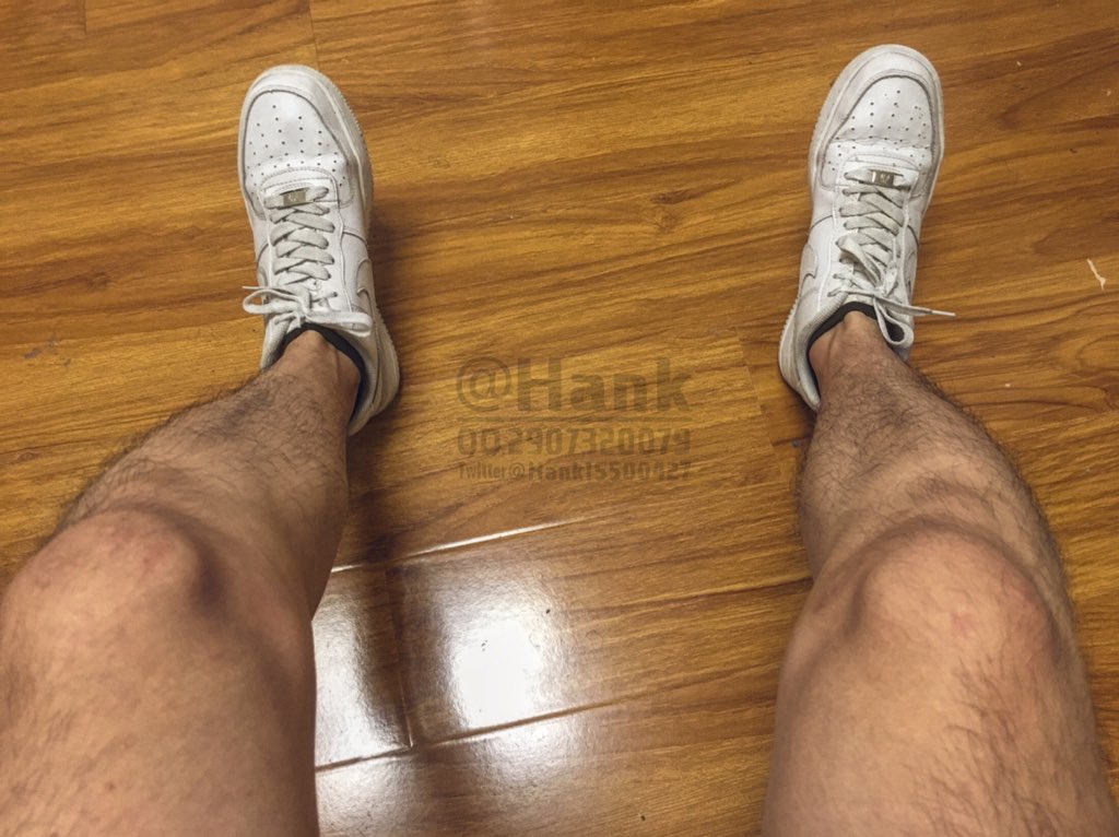 Hank15500427's tweet photo. 换个口味？A change of style? #gayslave #gaysneakers #gayfetish #gayfeet #鞋袜 https://t.co/lyzJJ6QOXf