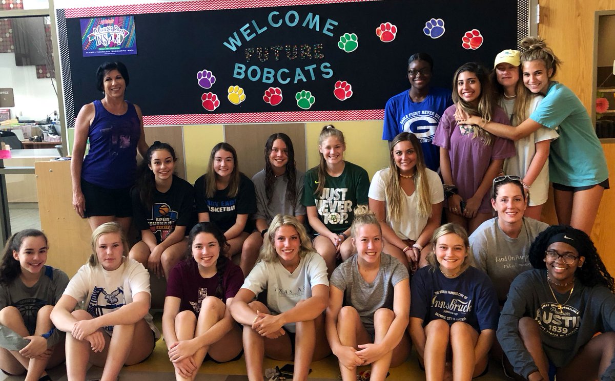 Rhonda Farney tweet media