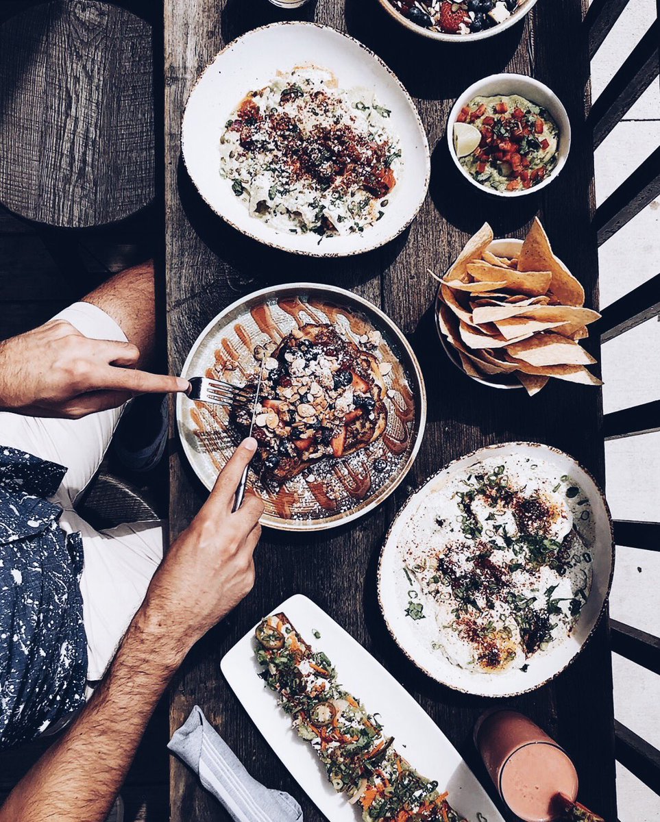 The most beautiful sight on a Saturday afternoon, #brunch.
📸 <a href="/brayanmesa/">brayan mesa</a>