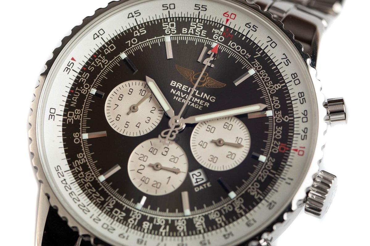 #WOTD Breitling Navitimer Heritage (J3534012B592) features a 43.5mm 18k white gold case surrounding a black dial on an 18k white gold Navitimer bracelet. Shop Now!  bit.ly/2Kz1RZT 

#watchbox #breitling #breitlingnavitimer #navitimer