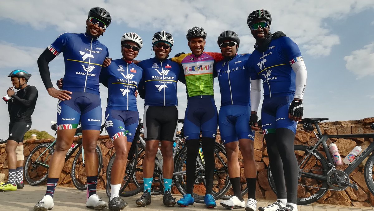 ProudBeginners's tweet photo. Out at Craddle of Human Kind Attractions & Things to do with the two Teams...#WeeklyRide ππ½ π΄πΎββοΈ π΄πΎ π #HandleOurStories with #RoadBike #madeforme #BeSeen #Cyclingshot #cyclingaddict #Lifebehindbars #cyclinglife @Velokhaya @TeamRandWater @ncaf_sa #Ahaa https://t.co/EdOEDBp9Zj