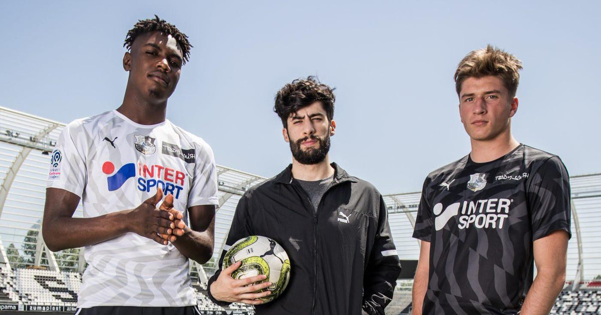 [Jeu-Concours]
C'est la reprise du championnat ⚽ ! Pour l'occasion nous vous faisons gagner le nouveau maillot de l'<a href="/AmiensSC/">Amiens SC</a> extérieur 2019/20 (taille M) !

Pour participer : RT + follow <a href="/CourrierPicard/">Courrier picard</a> &amp; <a href="/pumafootball/">PUMA Football</a>

Tous derrière l'ASC ! 💪