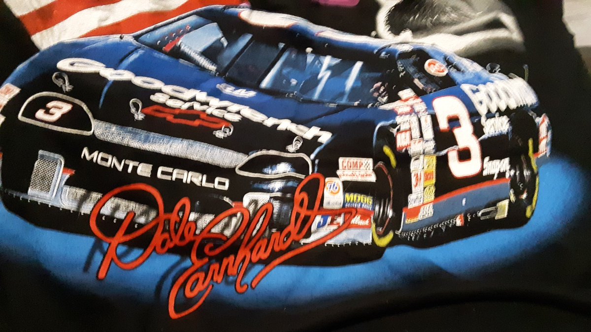 19Bigpapa's tweet photo. @austindillon3 this would be a great throwback paint scheme for the bojangles 500 if u would bring back the GM goodwrench service number 3 https://t.co/YdFL7g1uFg