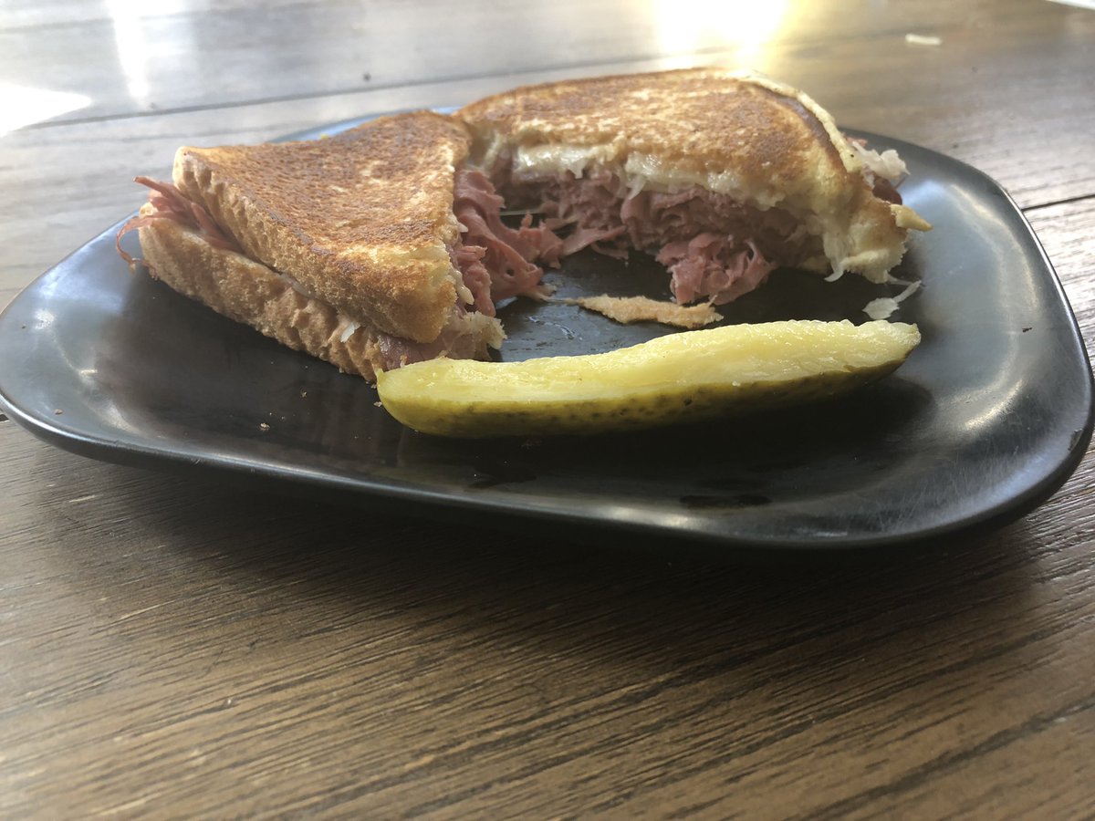 ASandwichGame's tweet photo. Day 2: A Reuben Sandwich
Another Simple Sandwich all can enjoy! 
Make these sandwiches and more in our game Simple Sandwich. Click the link for more info!
https://t.co/HoQob60Ns7 https://t.co/PsEzH6Hapb