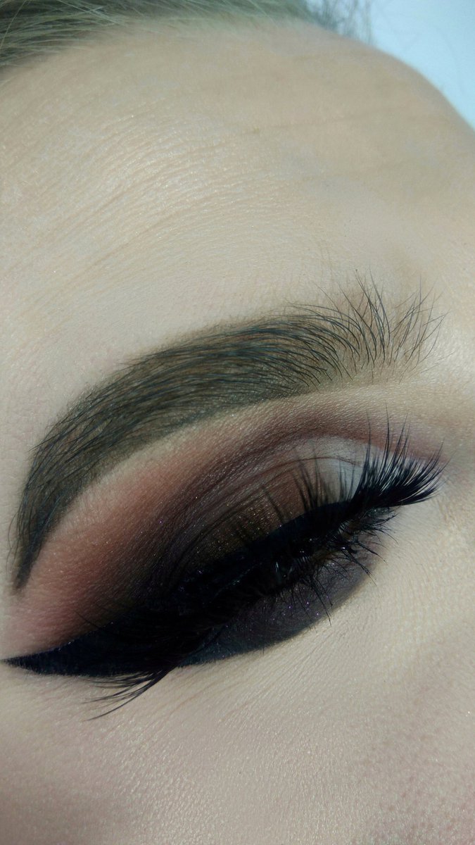 Newcinderellast's tweet photo. @norvina1 30 #TheList 
IG:https://t.co/IiSRp1qCzc https://t.co/pqrvn379mW