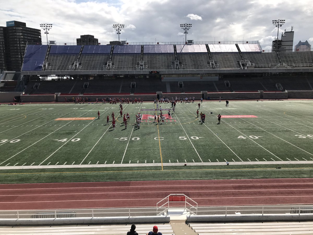 Aewstime's tweet photo. McGill Football Camp Day 1
C’est un départ pour le camp d’entraînement 🏈🏈
@McGillAthletics #redmenfootball #FootRSEQ https://t.co/b7sWVjCoTK