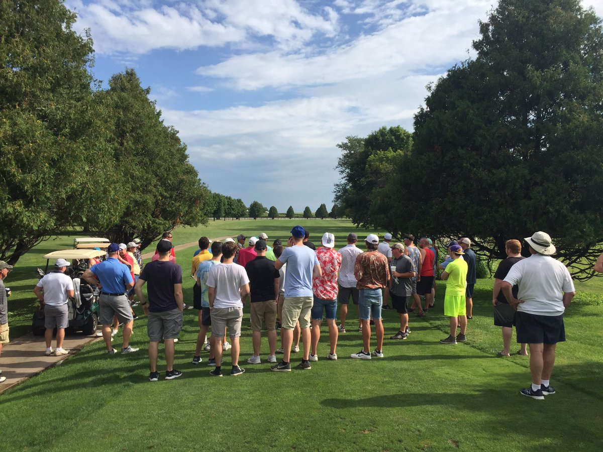 TPflu's tweet photo. @sixpackopen First tee - Where legends are made https://t.co/hg9oVsCAAo