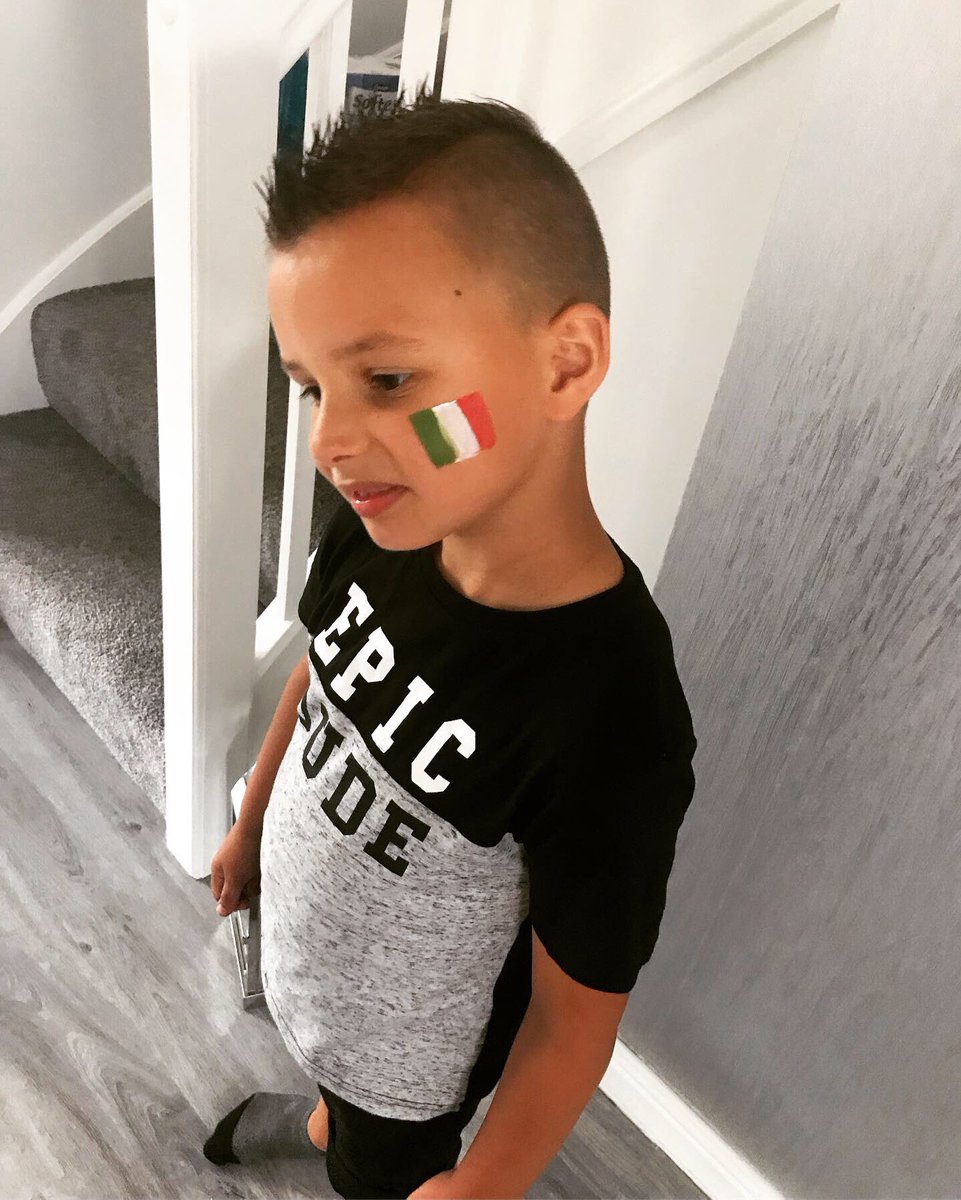 pinknessxxx's tweet photo. Rocco had a great time at his mates party love the choice of #facepaint mate #italia #littleitalian love him @ABiancospino 🇮🇹 https://t.co/kEr6GgCswV
