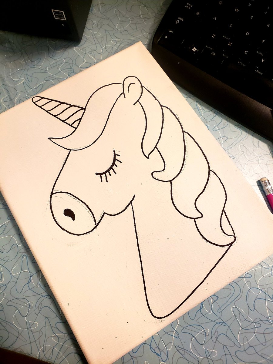 thedawayy's tweet photo. Prepping for a Unicorn themed Paint and Play with D.A.
Book me for your next creative experience!
It's bound to be magical!
🦄✨
#PaintingWithDA #PaintAndPlay #unicorn #magical #creative #artistofinstagram #BlackGirlMagic #party #birthday #daisthefuture #TheYearOfTheCreative https://t.co/CrnnsFM9Cy