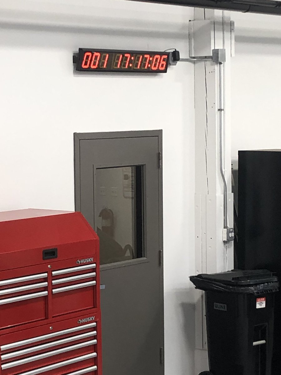 Someone doesn’t understand that the countdown clock is almost to zero. @Shop1_MTCC <a href="/BMWchamps/">BMW Championship</a> #gotime