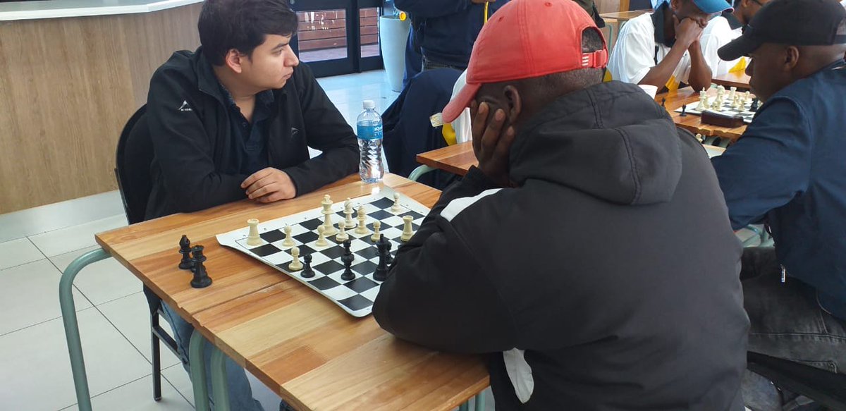 MadibazNews1's tweet photo. Intervarsity Chess Results:
1. Madibaz: 24 pts
2. Rhodes: 16pts
3. FH: 12pts
4. WSU: 8pts
#ECIntervarsity https://t.co/rVh2qwElG0