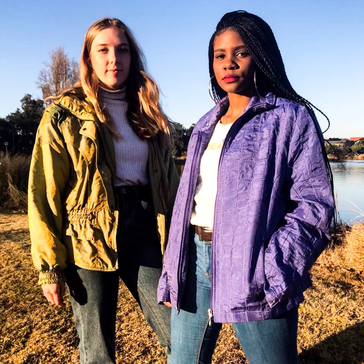 ForyouThrifted's tweet photo. purple block jacket 
medium 
R200 
army green groovy jacket 
medium https://t.co/sN4SlZkpyH