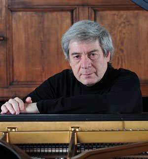 today_classical's tweet photo. #Today in 1947 Birth of Russian #pianist Dimitri #Alexeev in Moscow. #MusicHistory #classicalmusic https://t.co/gSGZZi9vRM
