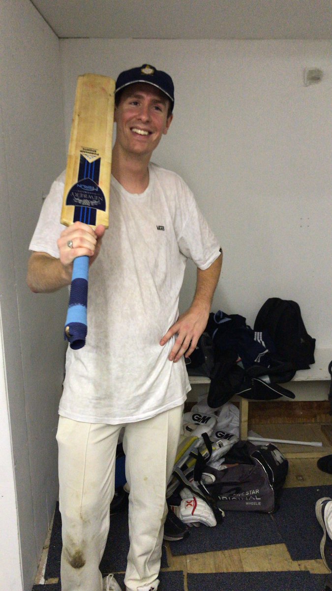 BushyParkCC's tweet photo. Cometh the hour cometh the man (in a vans t-shirt) 115* for G. Bradley as 3s post 245 #scenes https://t.co/Lte4Tn7zWa