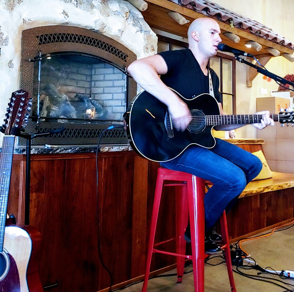 Back by popular demand! Chris Stanley will perform at the Woodinville tasting room for Happy Hour Friday August 16th 5:30-8:30pm! #estategrown #happyhour #chandlerreach #arriveasguestsleaveasfamily #woodinvillewinecountry