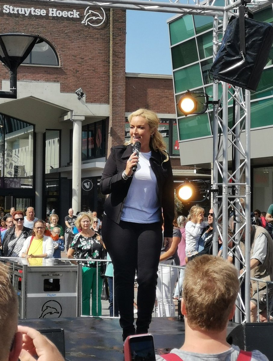 deborah tweet media