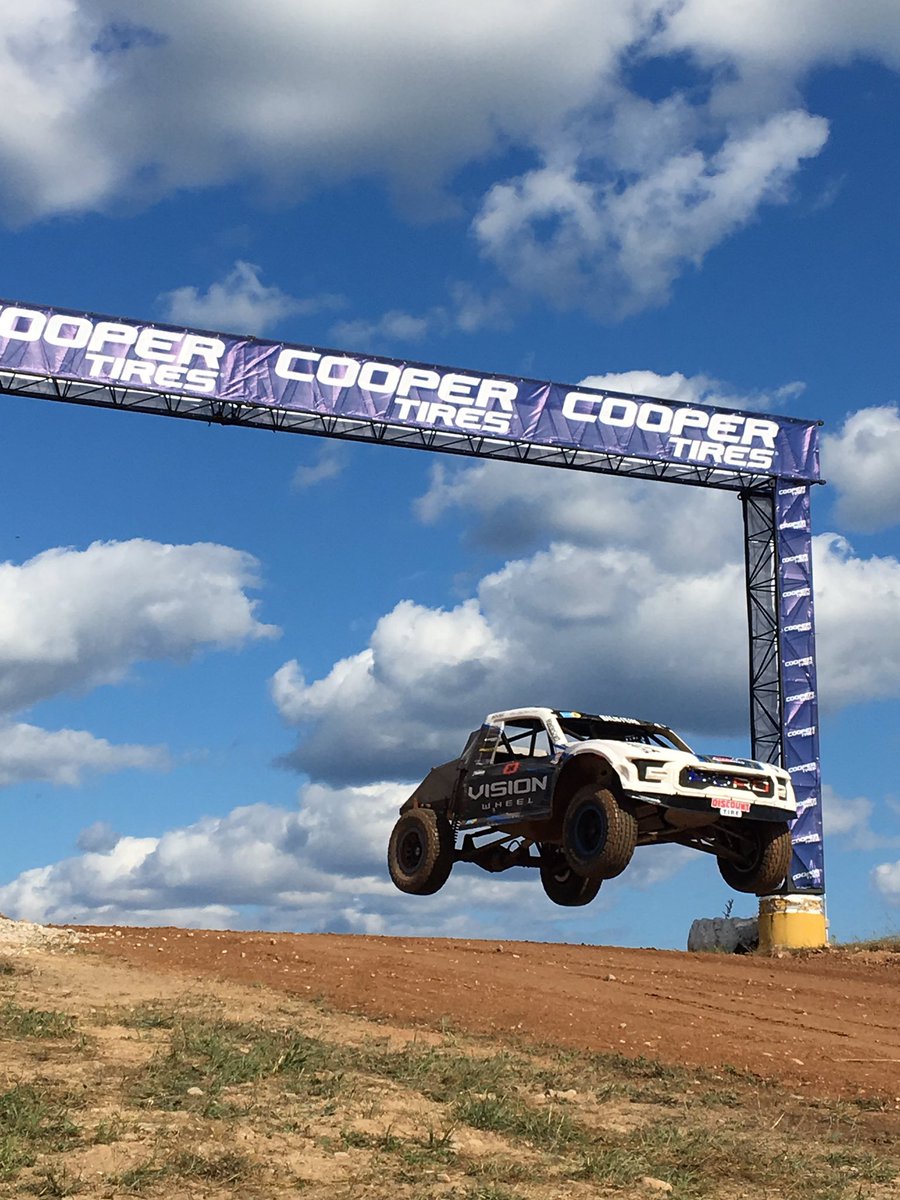 buyherfeelings's tweet image. After the inversion, fastest qualifier @KeeganKincaid_7 will start in P4 for this afternoons #Pro2 race. #TeamCooperTire #MWShortCourse
