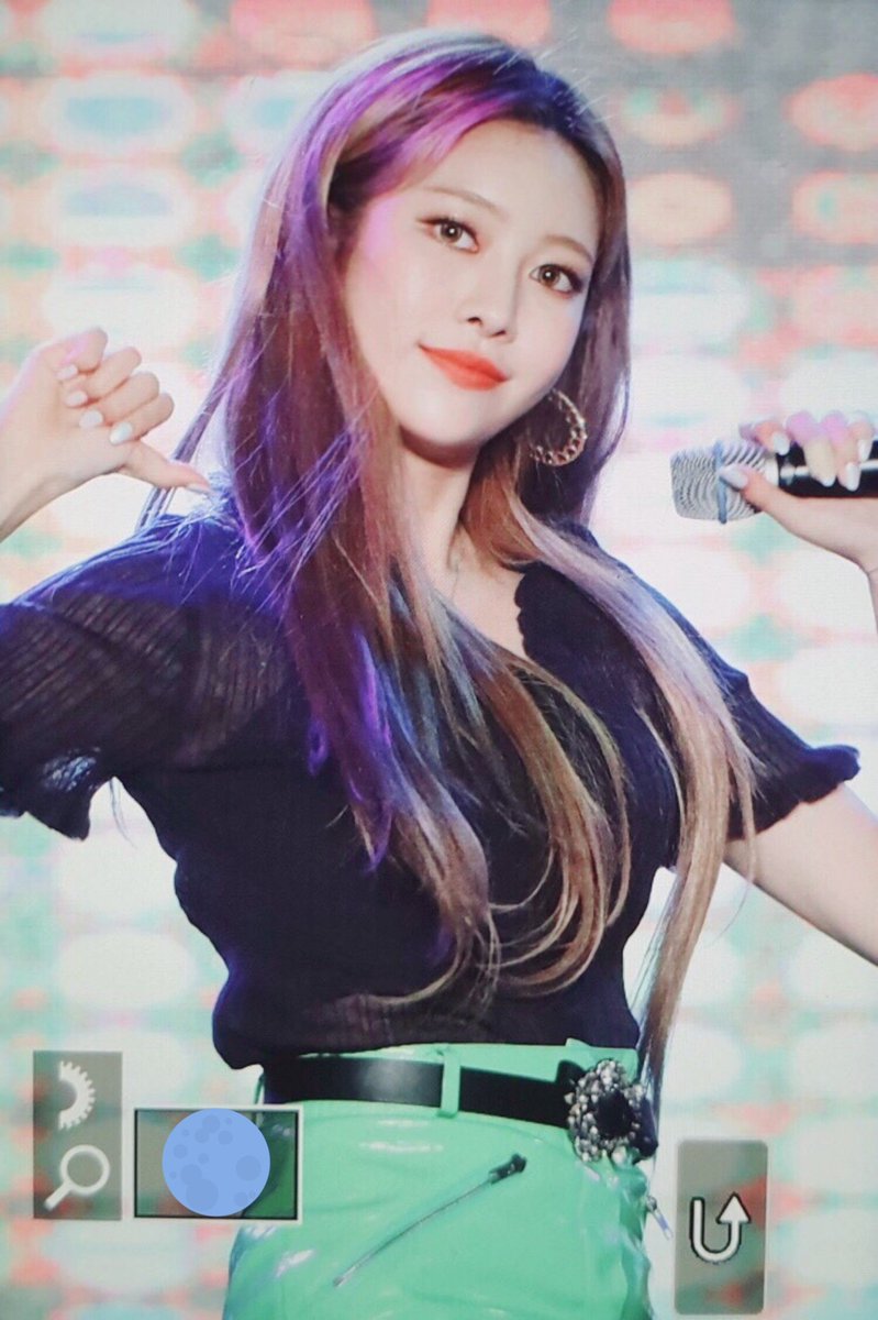 Jane_971220's tweet photo. 190810 [미리보기] 제4회 태기산 K-POP COOL FESTIVAL

#모모랜드 #제인 #MOMOLAND #JANE @MMLD_Official https://t.co/F8USegVKZN