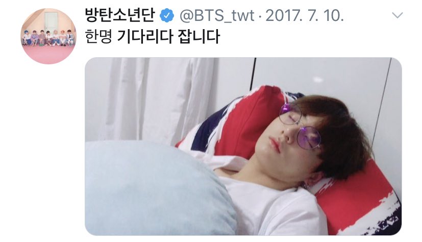 🎞🐰🐯🎞 jk: 최근 감동받은 작품은 러브로지 (nonno) v: 릴리 콜린스 좋다 (러브로지 여주 jk: 다시봐도 좋은영화 노트북, 어바웃타임 v:레이첼...