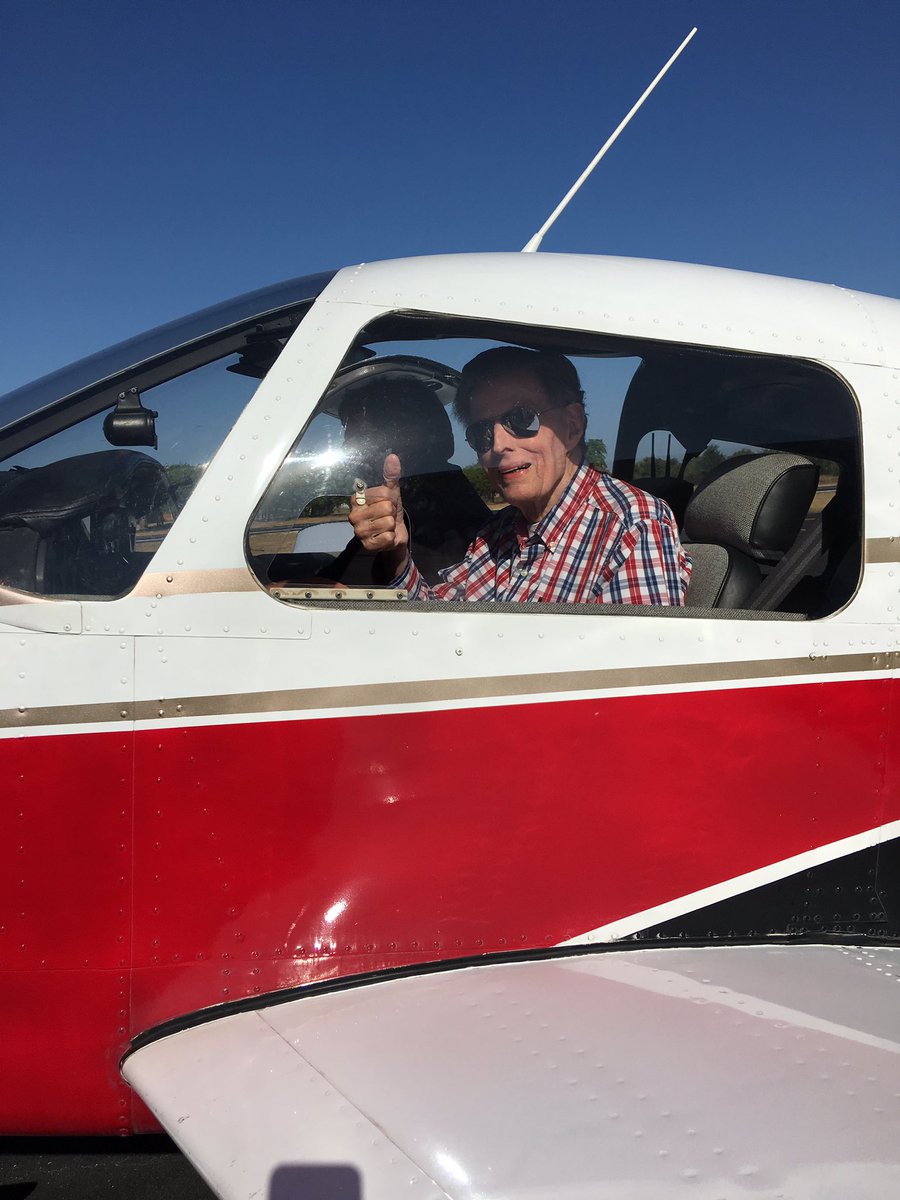 AlisaPJohnson's tweet photo. Captain of our family and today captain in the skies Happy 80th Dad! We love you!! https://t.co/wkTw8kumdF