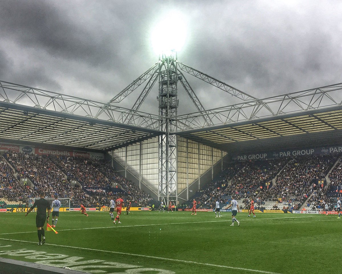 BrianParry68's tweet image. Stormy sky but at least the scoreline isn’t as bleak #pnefc #wafc