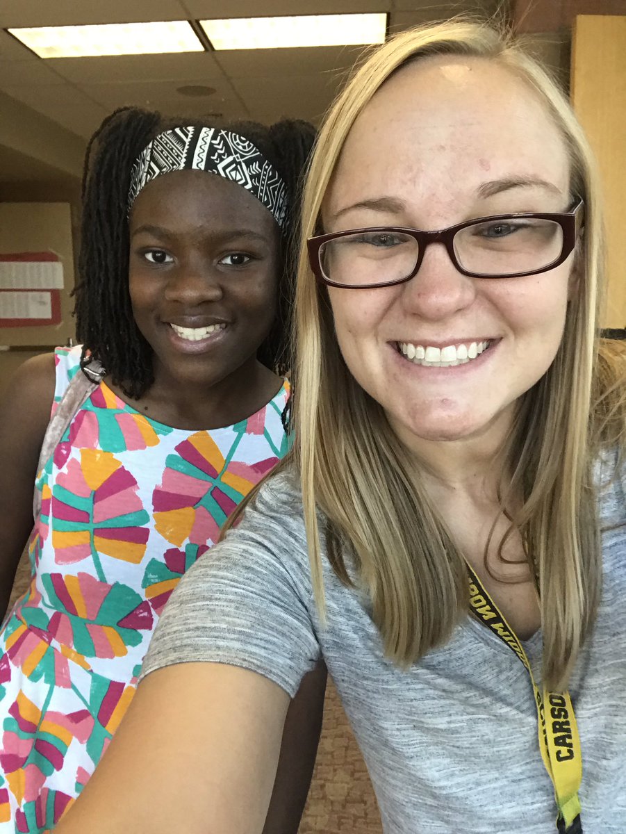 MsGeorge228's tweet photo. my 🌎s are colliding! This girl came all the way from #BeBCMS to be an Eagle with me! I’m sure you guys miss her but we love her already! #oncearedskinalwaysaredskin #georgiatocolorado @BryanCountyMS @missliz31 https://t.co/sFNfkcNX3W