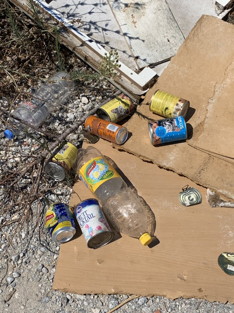 MatthBurkhalter's tweet photo. Final Day 6 of my #BeatPlasticPollution #challenge - Results: 11 110l #GarbageBags - approx. 700 #PlasticCaps from #PlasticBottles, thousands of #CigaretteFilters, #Straws, #Bottles, #PlasticBags, small and medium sized #Plastic parts etc. etc. #SDGs #ActNow #SaveTheEarth https://t.co/wjfhDOWMxo