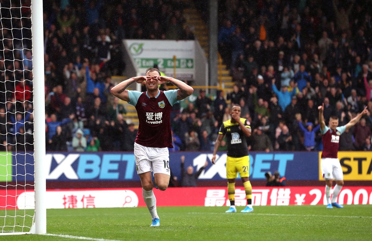 BurnleyOfficial's tweet photo. FULL TIME: Burnley 3 - 0 Southampton

The Clarets are off to a winning start, with a brace from Ashley Barnes and a delightful Johann Berg Gudmundsson strike. https://t.co/SuVluJqCN9