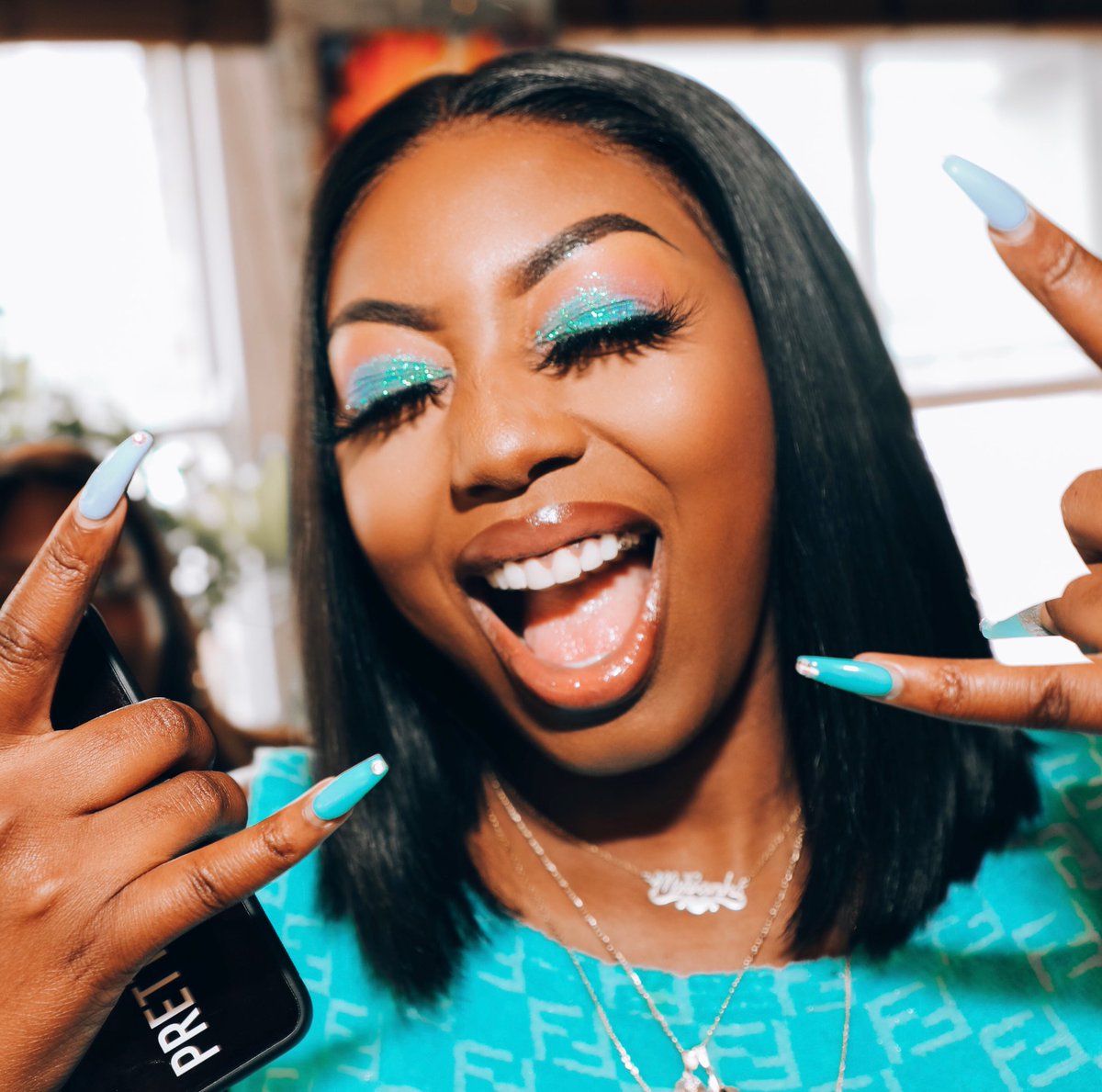 This_PettyPapii's tweet photo. I can really see @nanafofiee x @MsBanks x @lisamercedez making a fucking BOP! Let's make this happen... #HotGirlSummer #UKFinest #BlackGirlMagic #NaNation #MsBanks #LisaBadGyalMercedez #FemaleUnity ☄ https://t.co/jkETIMtHUo