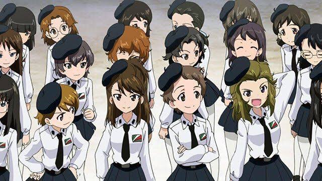 伊吹 トラック泊地の万年大佐 على تويتر アンツィオ高校の制服は 第二次世界大戦中のイタリアで実際にあった イタリア少女団 って組織の制服がモデルなんですけど みんな知ってますよねそうですよね ちなみにアンチョビが羽織ってるマントもこちらの組織で採用