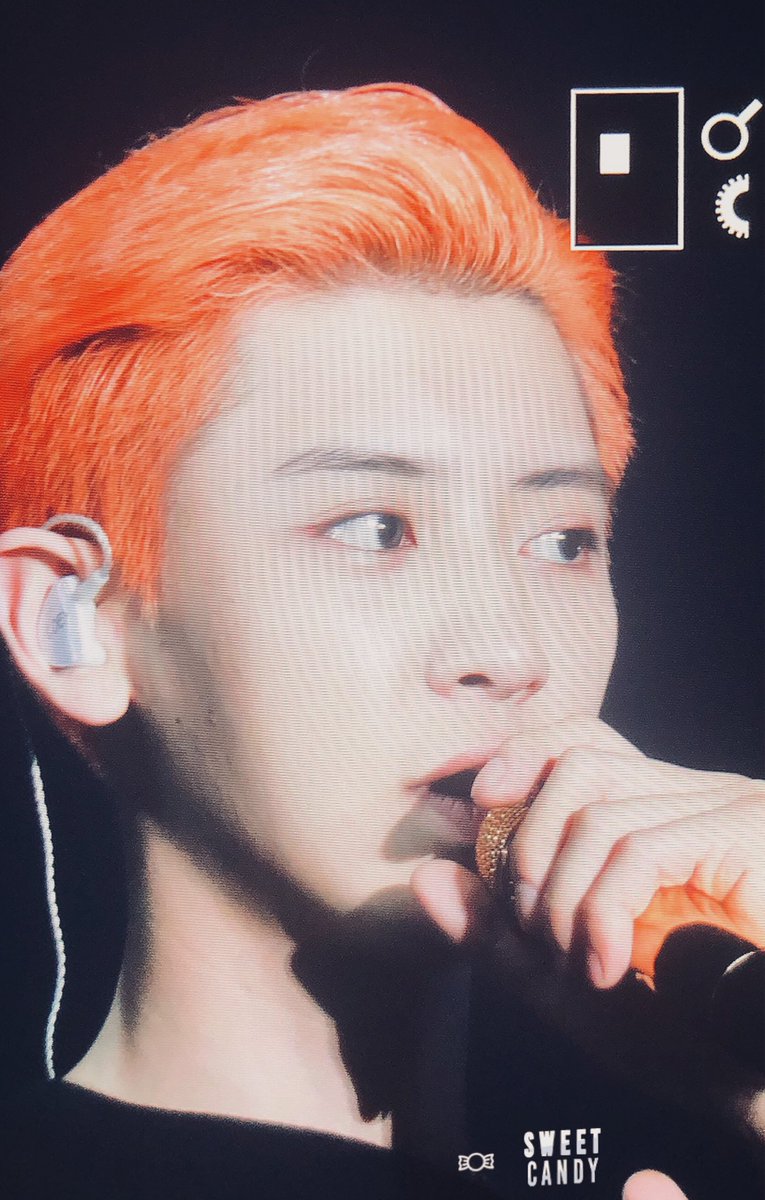 SweetCandy_pcy's tweet photo. 190810 EXplOration 🇭🇰  #찬열

너무 귀여워ㅠㅠㅠㅠ
🧡🧡🧡🧡🍊🍊🍊
 #EXO #CHANYEOL ⁠#엑소  #EXO_SC  #Whatalife #朴燦烈 https://t.co/gDbitBHzn9