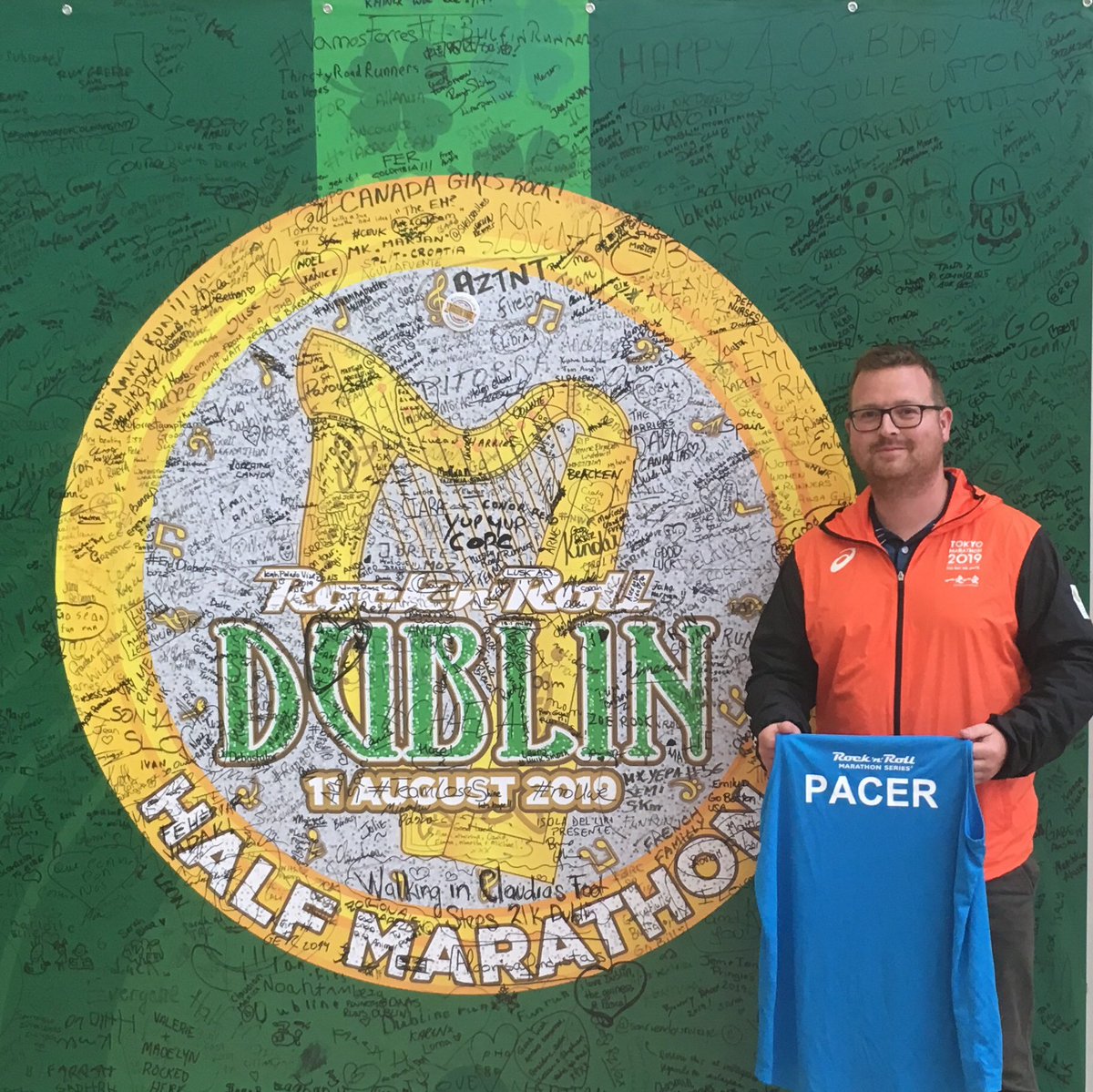 Ran262m's tweet photo. @AltraRunning @RunRocknRoll @2toms_uk @TailwindUK #rnrdublin #altraredteam #altrarunning #altra #altratorin4plush #rocknrolldublinhalfmarathon #rocknrollhalfmarathon #rocknrolldublin #pacer #pacers #2tomsuk #2toms #2tomsworldwide #2tomssportshield #dontruncommando https://t.co/ywCrNqyQl1