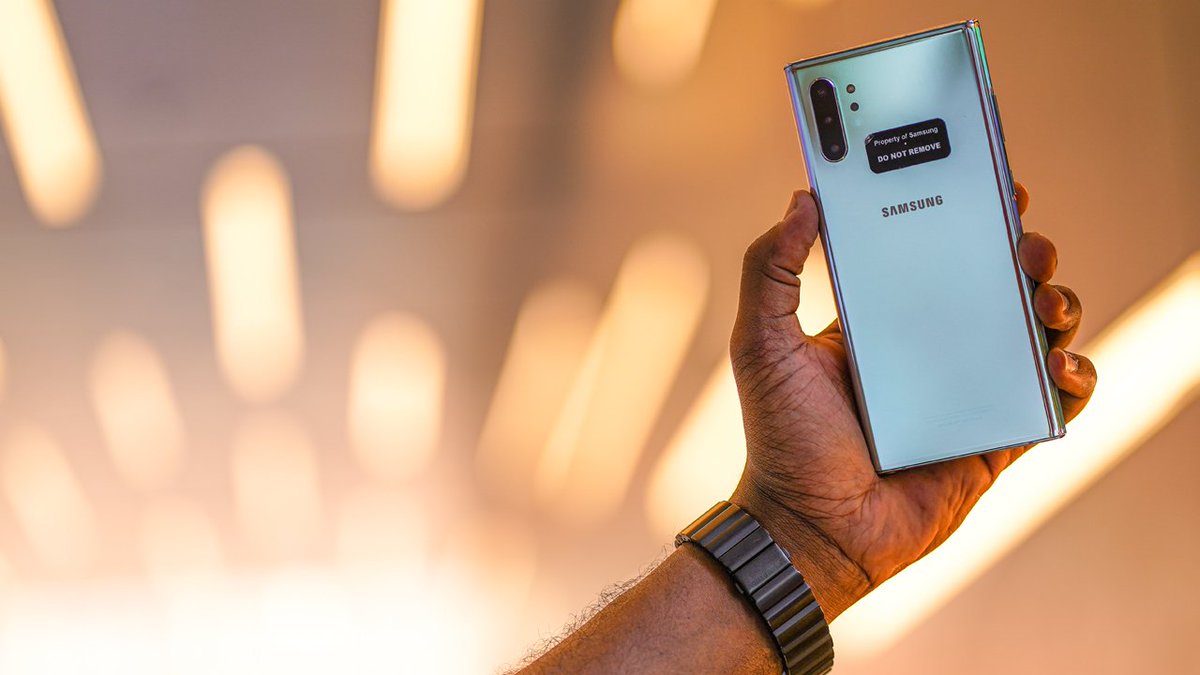 Here it is...Official 48 Hours Rap Tech Review of the <a href="/SamsungMobileUS/">Samsung Mobile US</a> Galaxy Note 10. S/O to <a href="/CJKnowsTECH/">CJ</a> <a href="/_terrywarfield/">Terry Warfield</a> <a href="/techme0ut/">Techmeout</a> for helping me out.  But I'm SO HYPE on how it came out...ENJOY1

Go get your dose of Rap Tech this afternoon!
👇🏾
Youtube.com/CKidTech