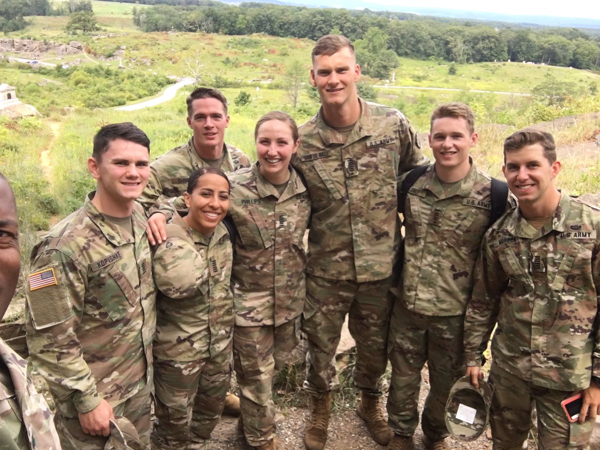 firstandproud1's tweet photo. History Department @WestPoint_USMA rocks!!! Thanks for the Staff Ride @GettysburgNMP. The Corps of Cadet Leaders are picking up Gr8t lessons! @SecArmy @EsperDoD @ArmyChiefStaff @Commandant_USMA there ready to #liveleadhonorably_demoexcellence BEAT RICE! https://t.co/Shk1JjLSUd