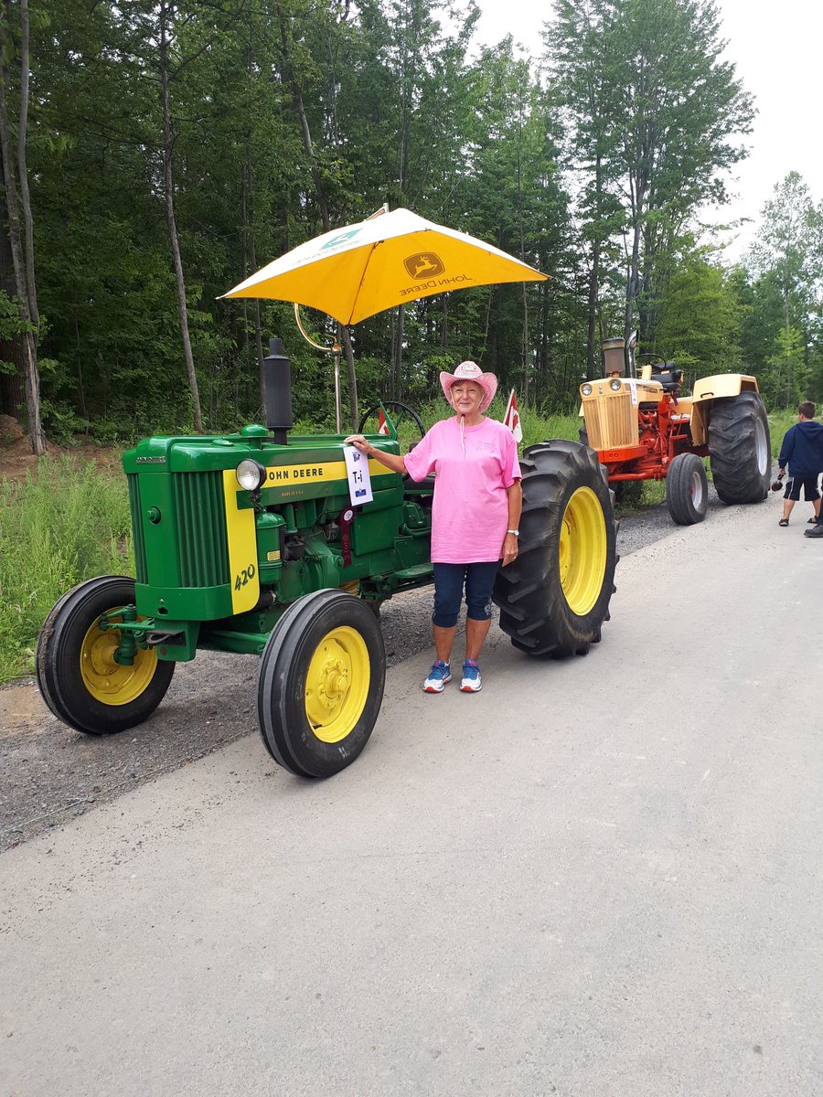 Country 101.1 tweet media