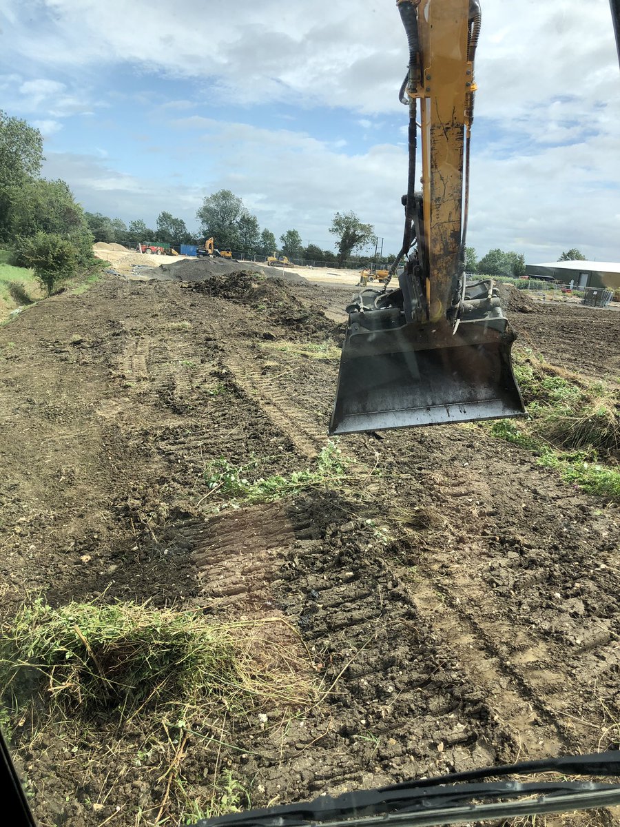 pooleplanthire's tweet photo. Helping Building and foundation from Skegness out this week on a large project doing some batter work #jcb86c-1 @BucketWarehouse #tiltbucket https://t.co/lin5YtStgX