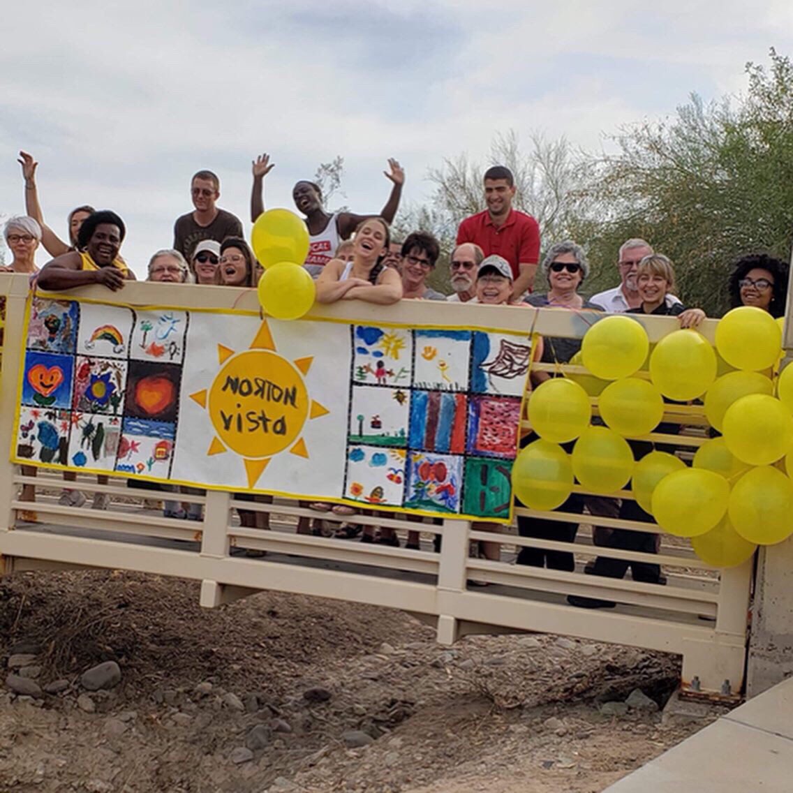 loveyrblockPHX's tweet photo. Norton Vista’s LYB Mini-Grant:

•435 curbs painted
•33 total volunteer curb painters
•3 message boards installed
•1 mural painted at Hatcher Plaza

This neighborhood group is enhancing and revitalizing their community, while directly getting residents involved in the change! https://t.co/f2g0aS8FVe