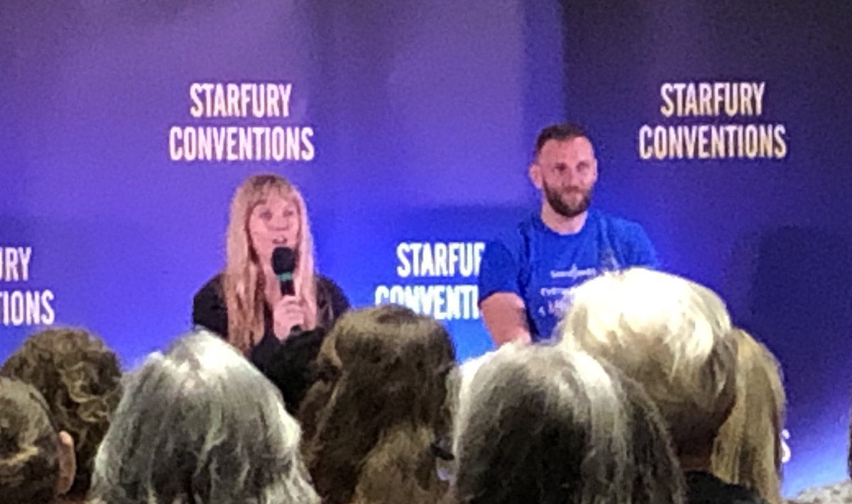 DianeB31's tweet photo. Please excuse the not-so-fantastic-phone-pictures. 🤷🏼‍♀️ Having a great time here at #Highlanders4 ! 😁😁😁 https://t.co/Wl6YZRmI6Z
